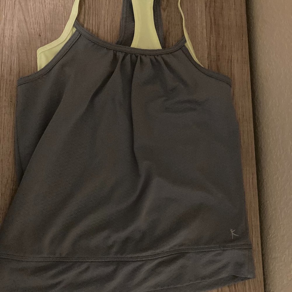 Danskin Now Gray and Yellow Layered Athletic Tank Top Medium 7-8 GUC Polyester